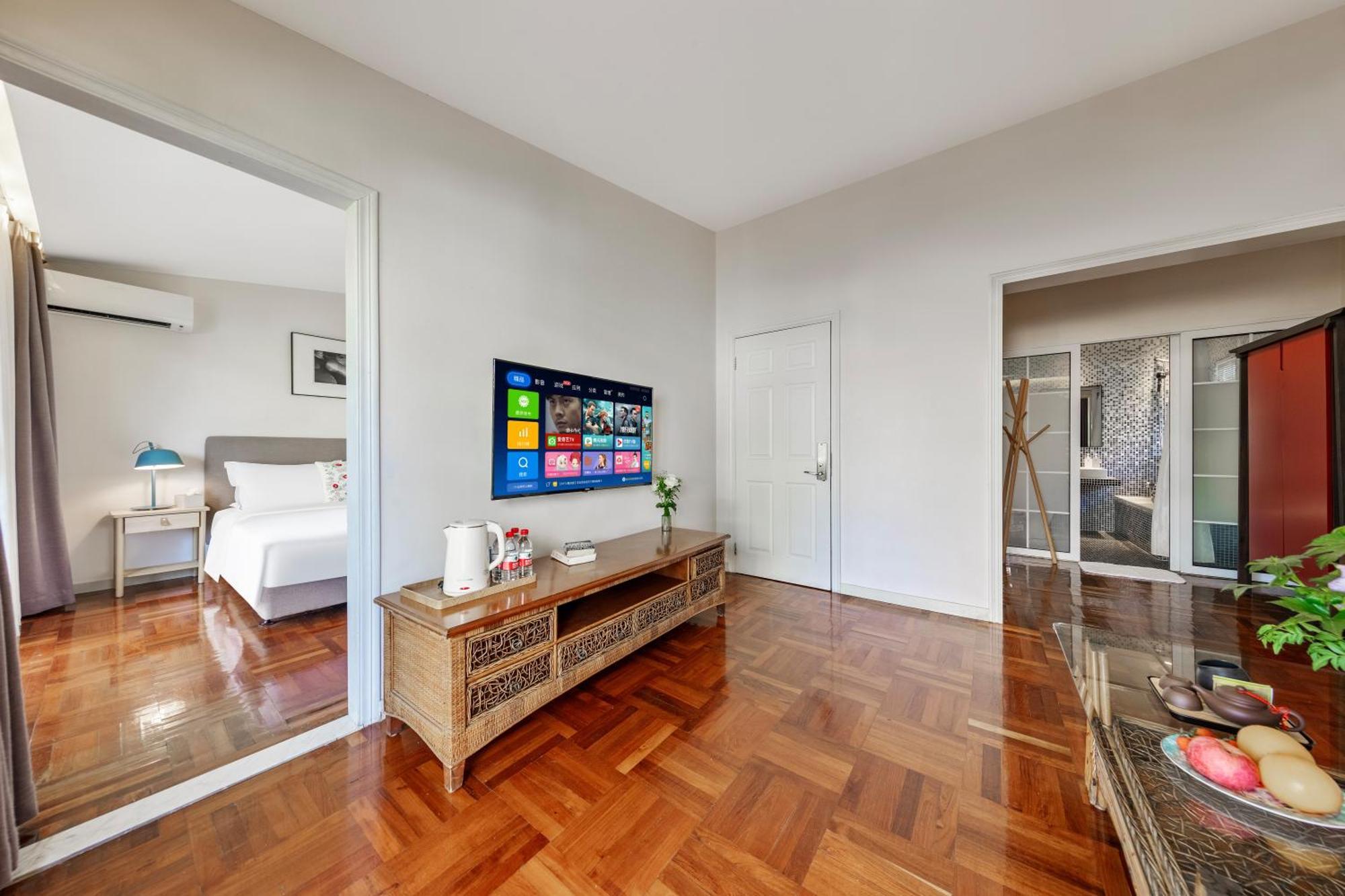 Shenzhen No'6 Garden Villa --French Window With Garden View,Close To Sea World &Shekou Ferry Port &K11 Ecoast &Subway Nearby ,Offer Western Food And Coffee &English Speaking With Tour Services Eksteriør bilde