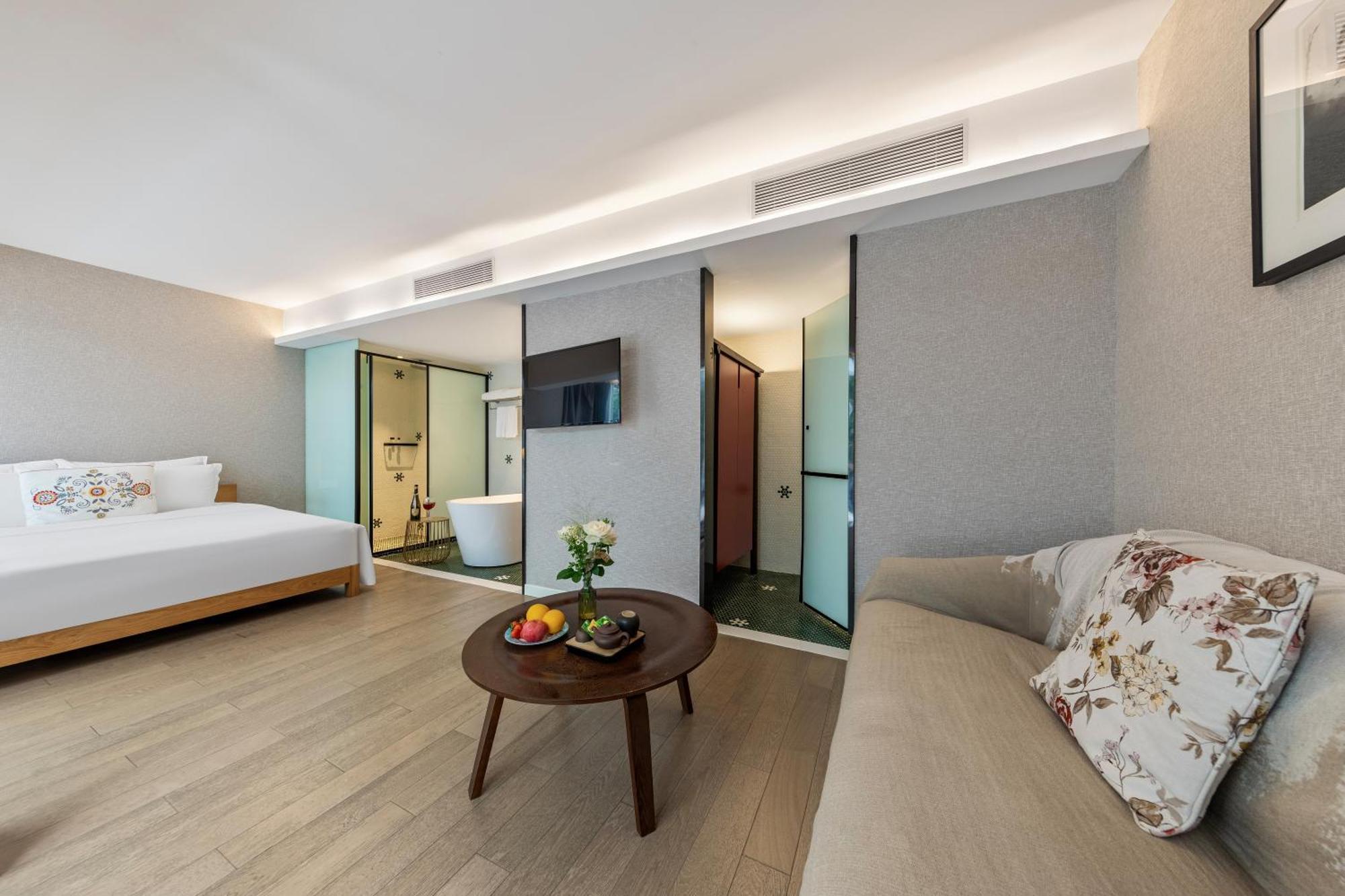 Shenzhen No'6 Garden Villa --French Window With Garden View,Close To Sea World &Shekou Ferry Port &K11 Ecoast &Subway Nearby ,Offer Western Food And Coffee &English Speaking With Tour Services Eksteriør bilde