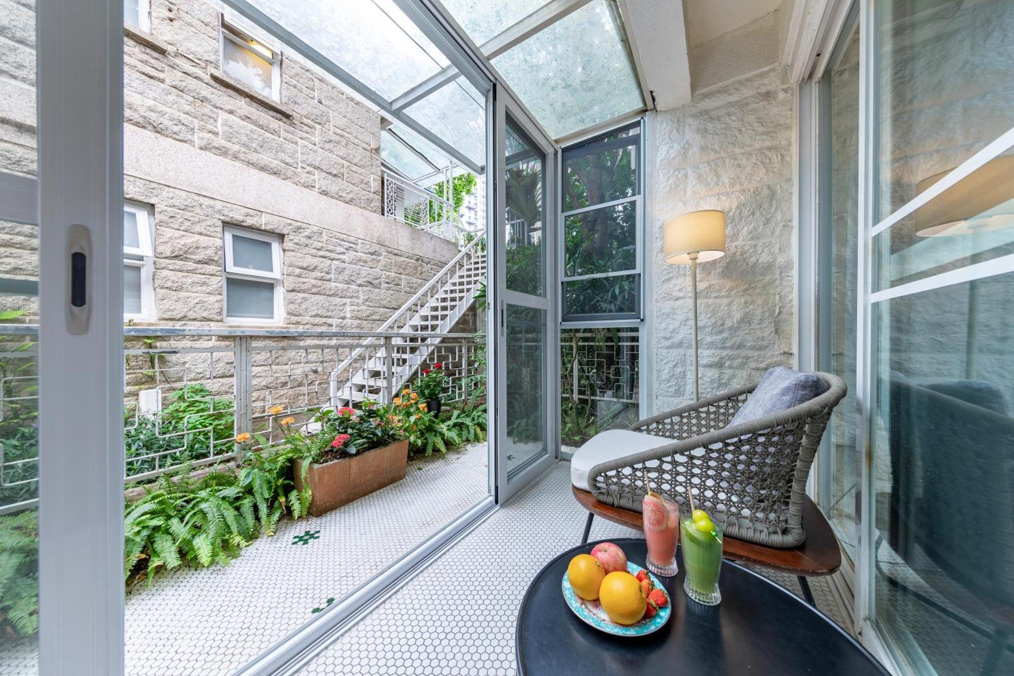 Shenzhen No'6 Garden Villa --French Window With Garden View,Close To Sea World &Shekou Ferry Port &K11 Ecoast &Subway Nearby ,Offer Western Food And Coffee &English Speaking With Tour Services Eksteriør bilde