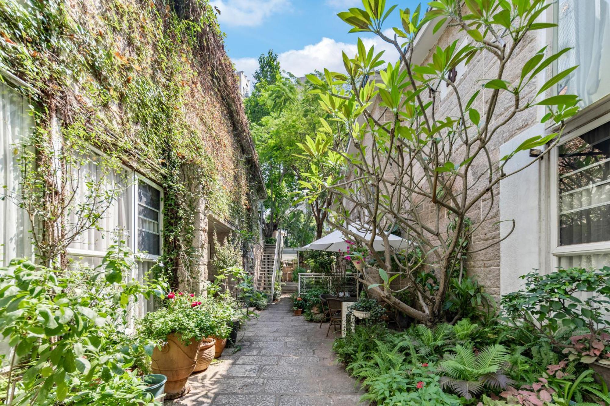 Shenzhen No'6 Garden Villa --French Window With Garden View,Close To Sea World &Shekou Ferry Port &K11 Ecoast &Subway Nearby ,Offer Western Food And Coffee &English Speaking With Tour Services Eksteriør bilde