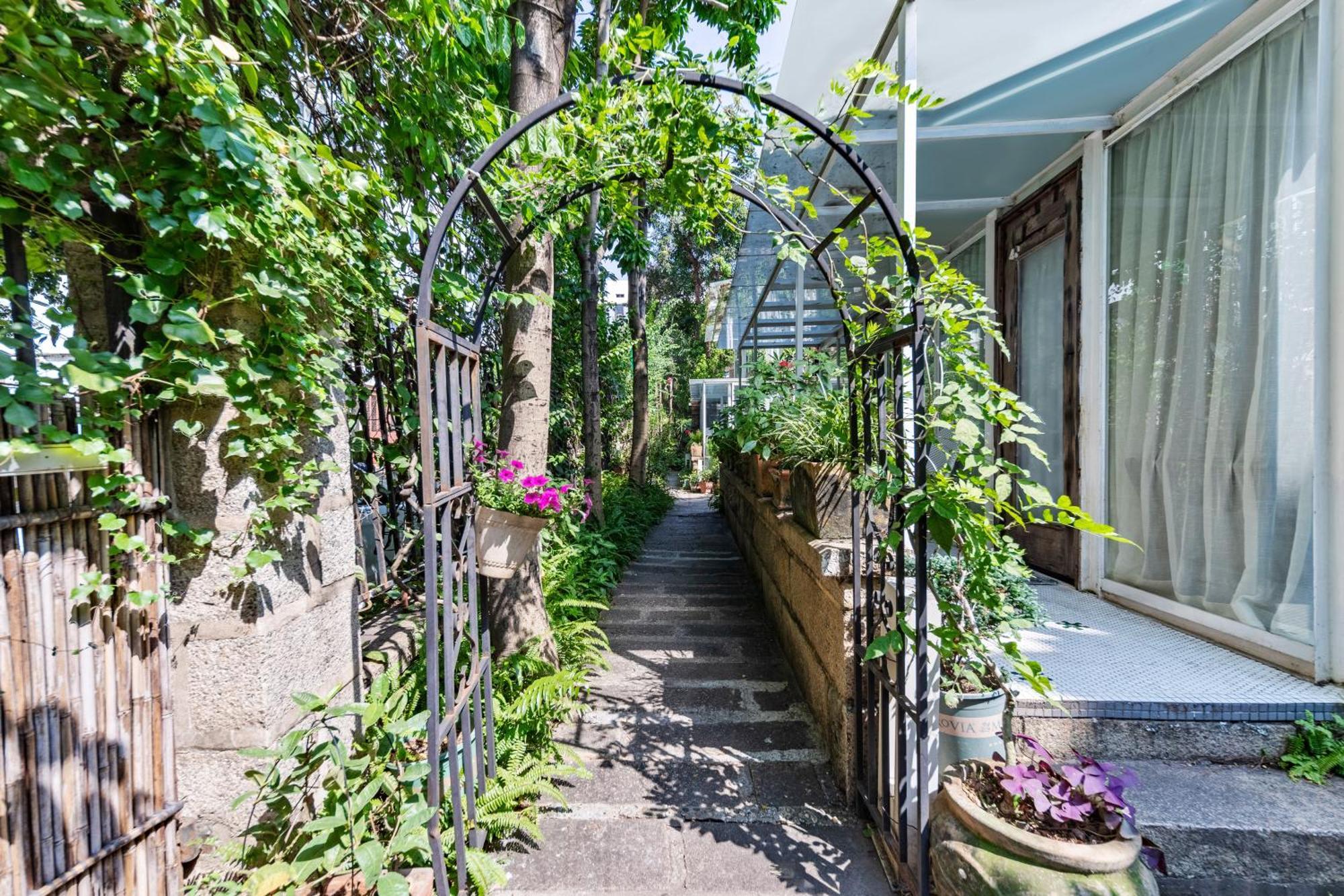 Shenzhen No'6 Garden Villa --French Window With Garden View,Close To Sea World &Shekou Ferry Port &K11 Ecoast &Subway Nearby ,Offer Western Food And Coffee &English Speaking With Tour Services Eksteriør bilde